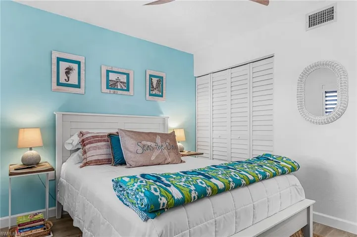 9901  Sunset Cove  LN, Fort Myers, FL 33919