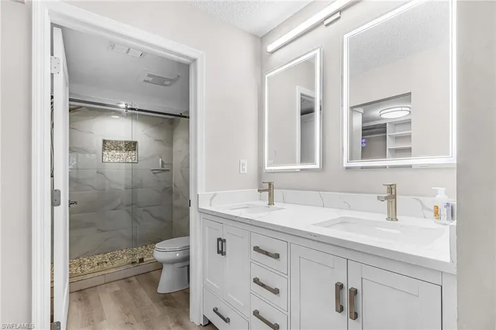 9901  Sunset Cove  LN, Fort Myers, FL 33919