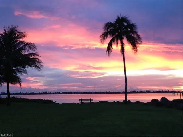 9901  Sunset Cove  LN, Fort Myers, FL 33919