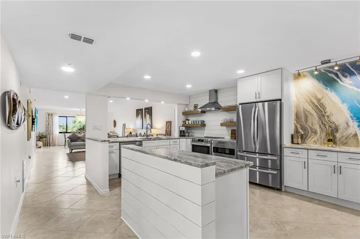9901  Sunset Cove  LN, Fort Myers, FL 33919