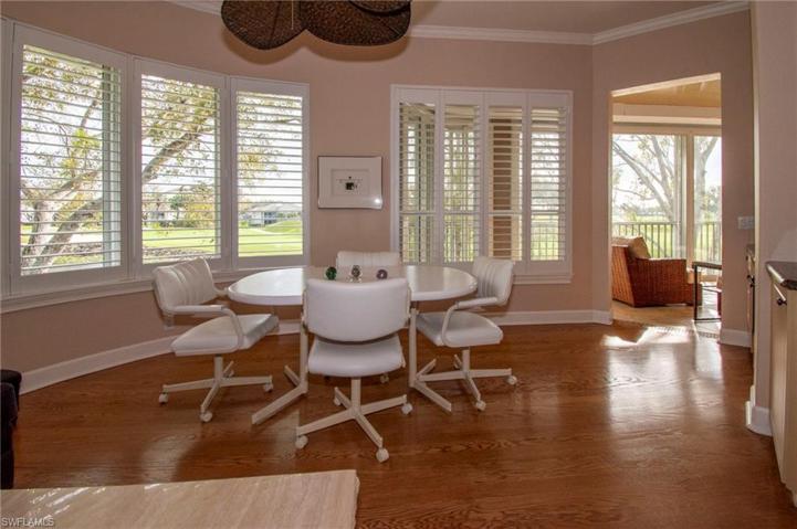 Additional flex/eating space off of Family Room and Kitchen