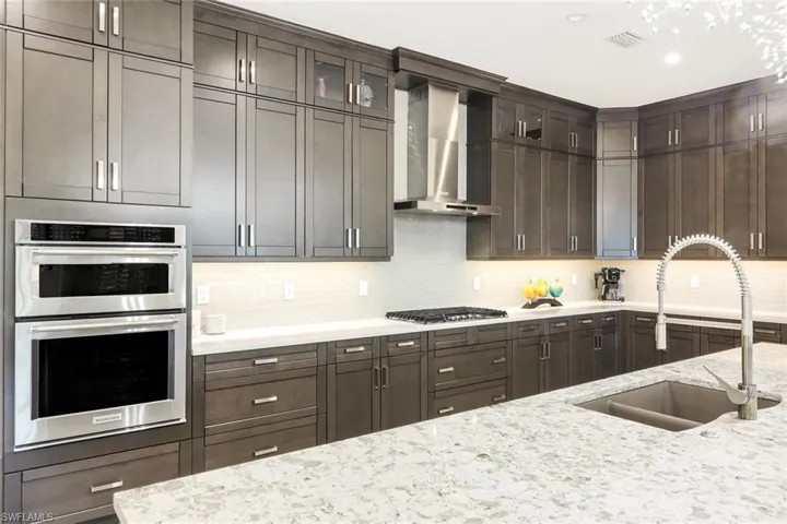16358 Corsica Way 201, Naples, Florida 34110