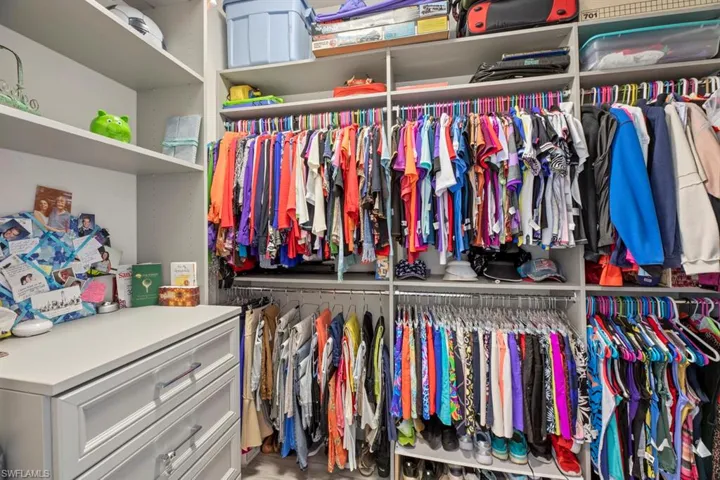 Walk in Closet