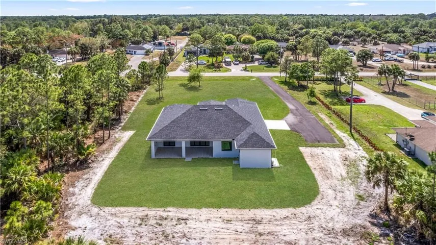 Aerial view of property and surrounding area