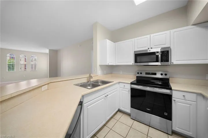 11400  ocean walk  LN, Fort Myers, FL 33908