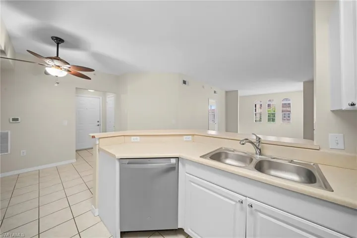 11400  ocean walk  LN, Fort Myers, FL 33908