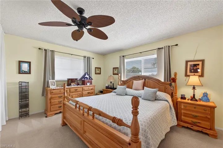 5499  Rattlesnake Hammock  RD, Naples, FL 34113