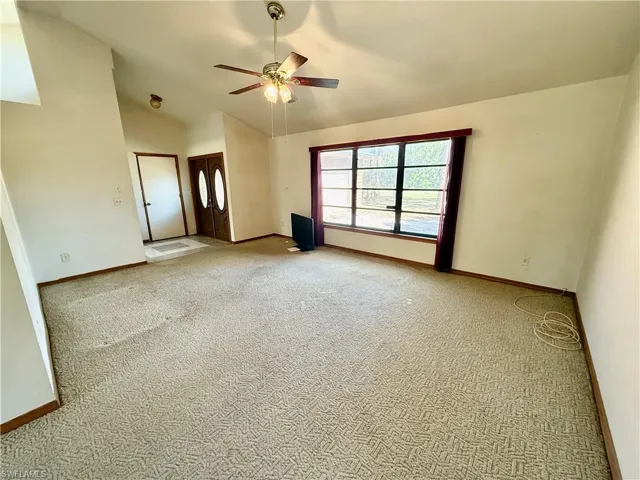 717 Maple Ave N, Lehigh Acres Fl 33972