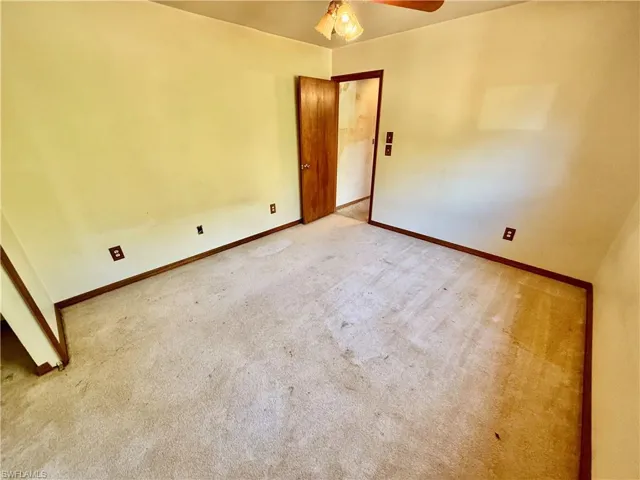 717 Maple Ave N, Lehigh Acres Fl 33972
