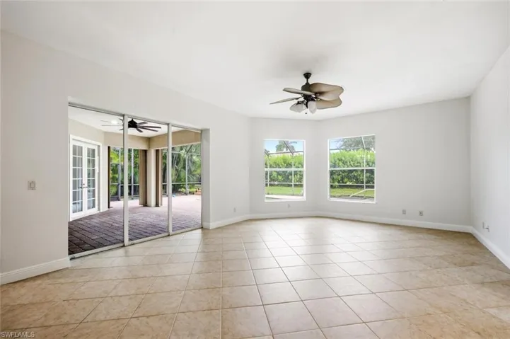 24924 Fairwinds Ln, Bonita Springs, Florida 34135