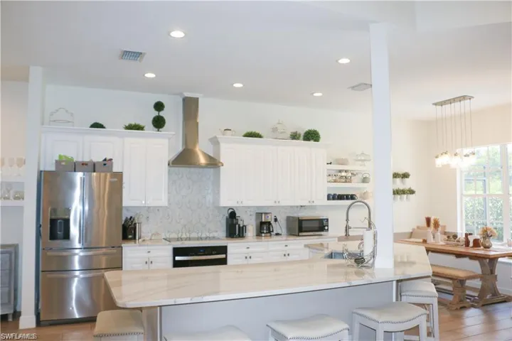9109 Quartz Ln, Naples, Florida 34120