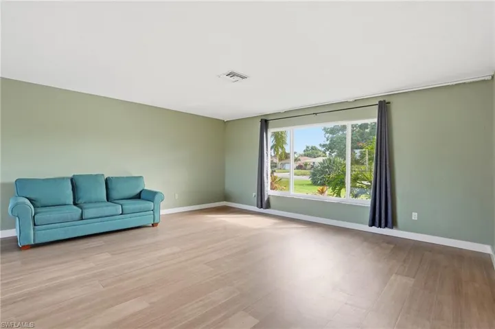 223 Pine Valley Cir, Naples, Florida 34113