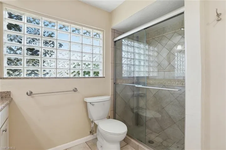 223 Pine Valley Cir, Naples, Florida 34113