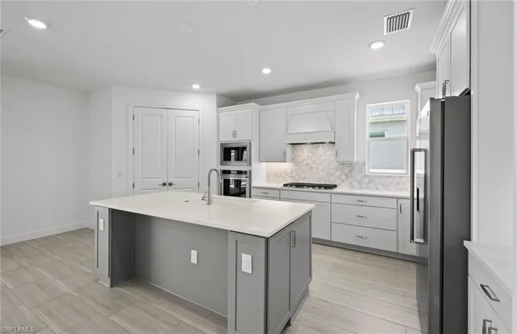 Photo is from a completed home of the same model. Options for this home may vary.