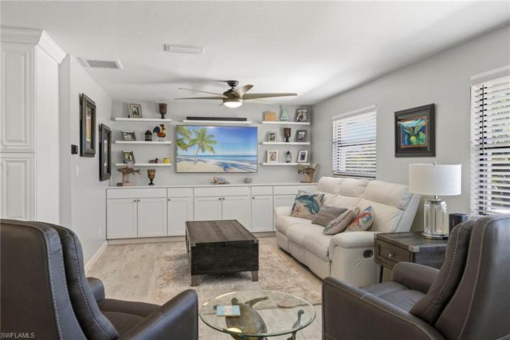 Features Custom Cabinets- Turnkey