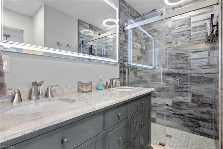 Master Bath, Custom Cabinets and Bath