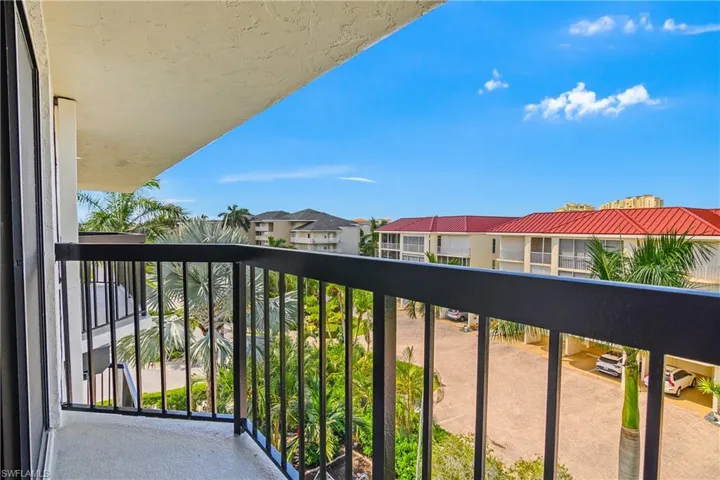 845 Collier Ct 502, Marco Island, Florida 34145