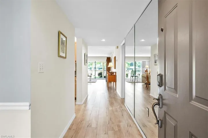 1223 Commonwealth Cir 101, Naples, Florida 34116