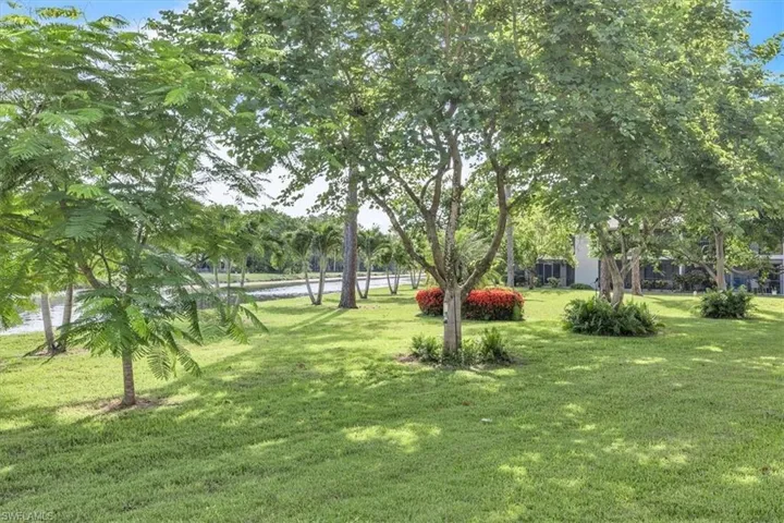 1223 Commonwealth Cir 101, Naples, Florida 34116