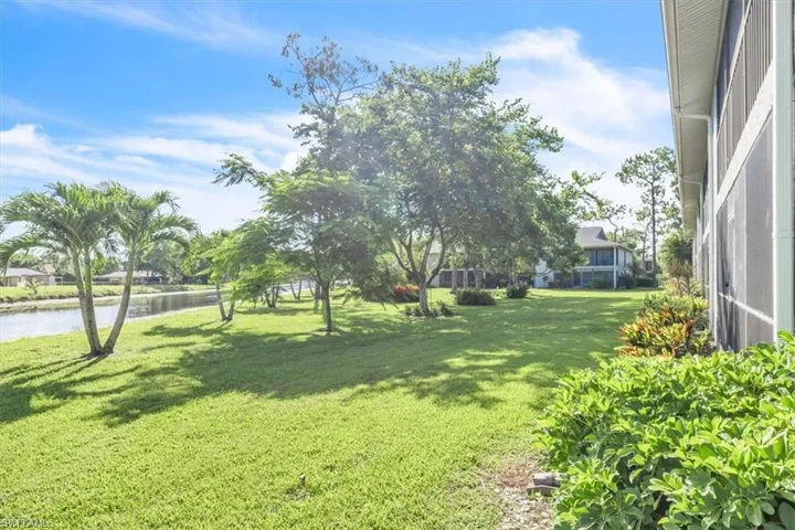 1223 Commonwealth Cir 101, Naples, Florida 34116