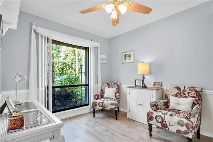 1223 Commonwealth Cir 101, Naples, Florida 34116