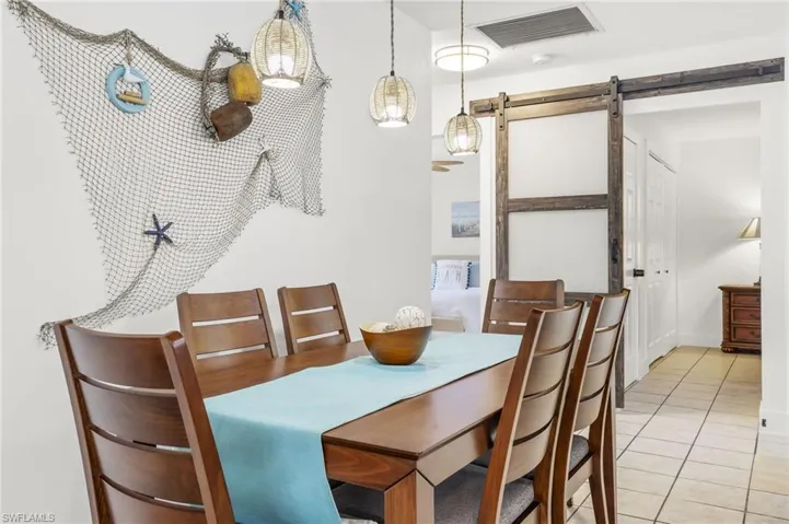 742  111th N AVE, Naples, FL 34108