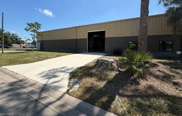 5766 Corporation Cir, Fort Myers, Florida 33905