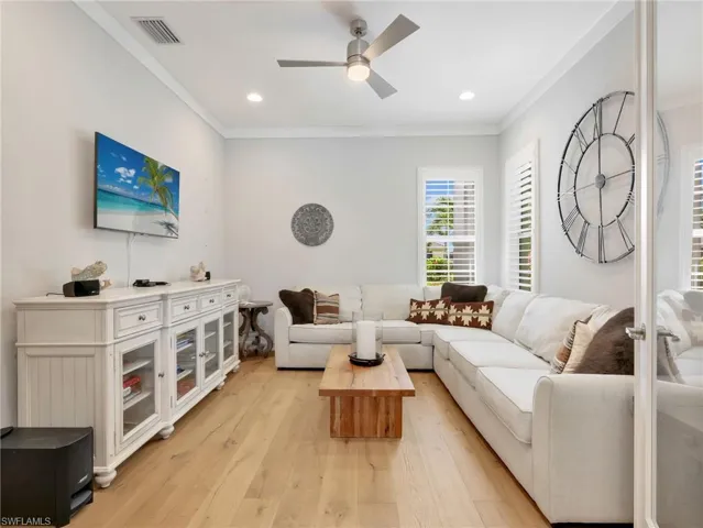 14372 Neptune Ave, Naples, Florida 34114