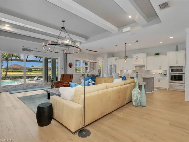 14372 Neptune Ave, Naples, Florida 34114