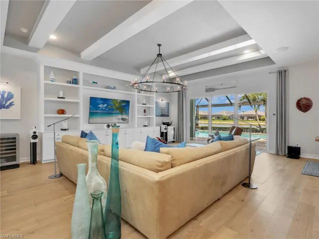 14372 Neptune Ave, Naples, Florida 34114