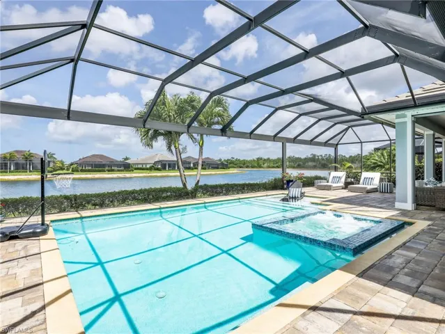 14372 Neptune Ave, Naples, Florida 34114