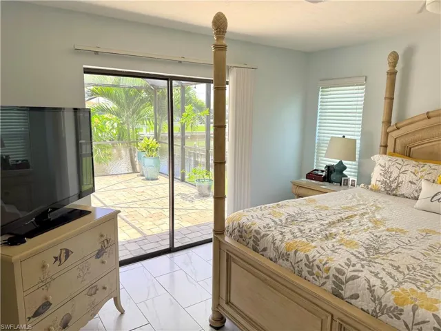 919 Se 20th Ct, Cape Coral, Florida 33990