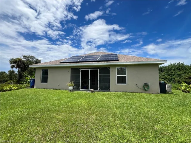 555 Sargent St, Lehigh Acres, Florida 33972