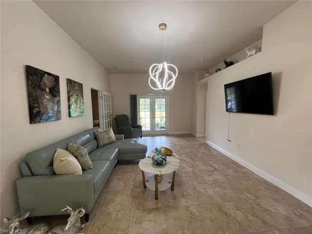 555 Sargent St, Lehigh Acres, Florida 33972