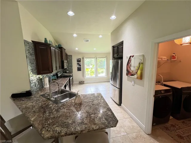 555 Sargent St, Lehigh Acres, Florida 33972