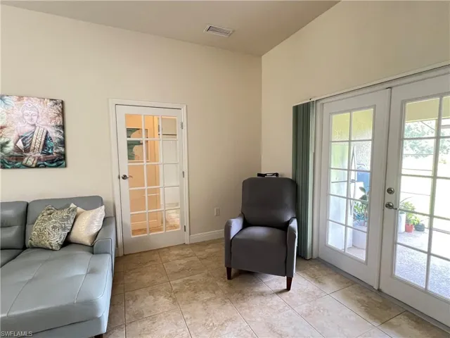 555 Sargent St, Lehigh Acres, Florida 33972