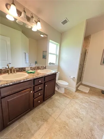555 Sargent St, Lehigh Acres, Florida 33972