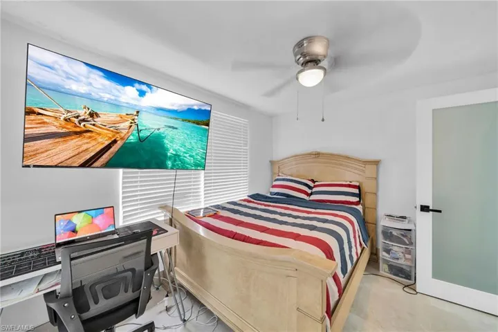 Bedroom with ceiling fan