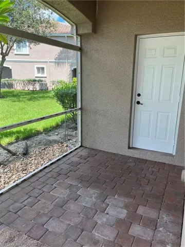 Private screened Lanai