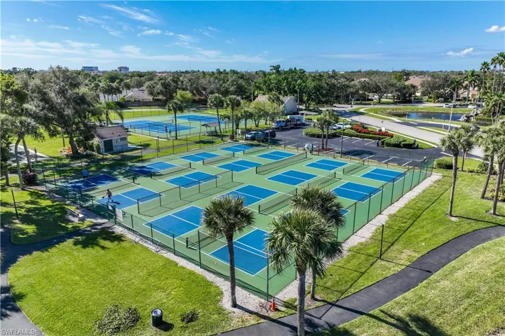 8 Pickleball Courts