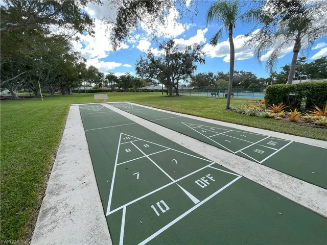 Shuffleboard Courts