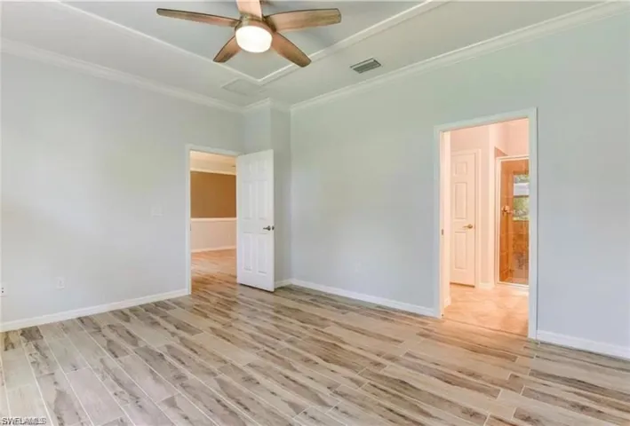 9170  Woodhurst  DR, Naples, FL 34120