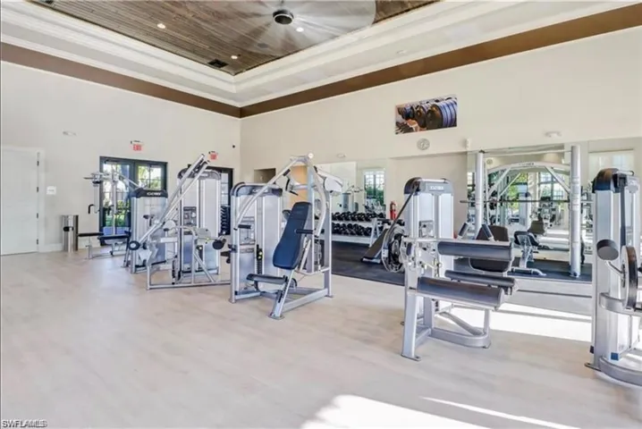 9170  Woodhurst  DR, Naples, FL 34120