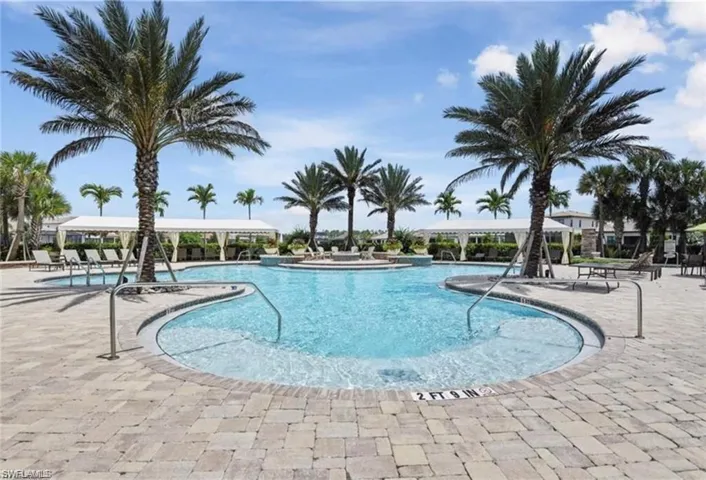 9170  Woodhurst  DR, Naples, FL 34120