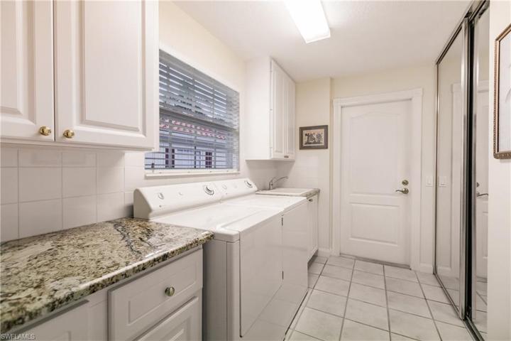 5398  Guadeloupe  WAY, NAPLES, FL 34119