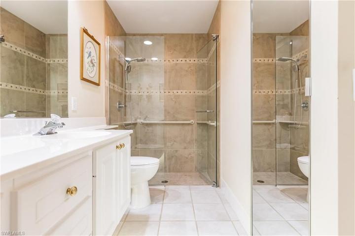 5398  Guadeloupe  WAY, NAPLES, FL 34119