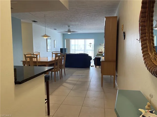 Tiled entry area to condo