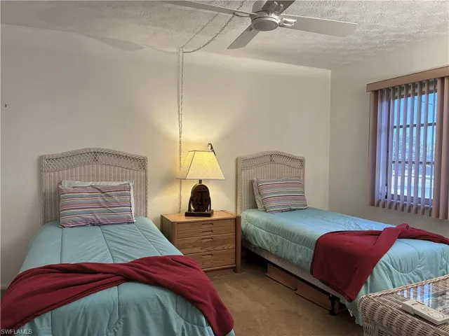 2 bedroom with two twin beds and tons of closet space