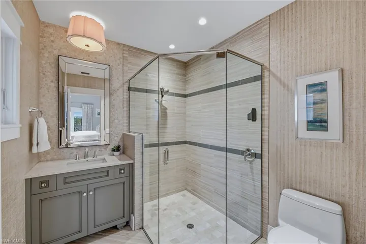 185 15th St S, Naples, Florida 34102
