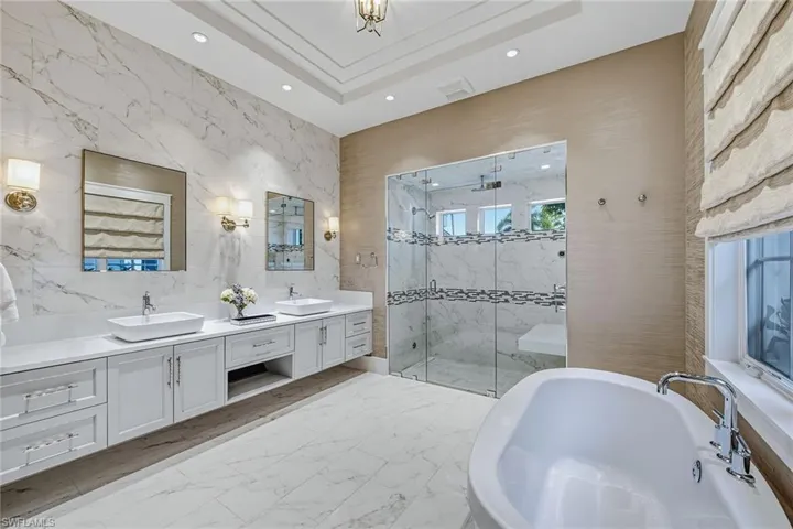 185 15th St S, Naples, Florida 34102